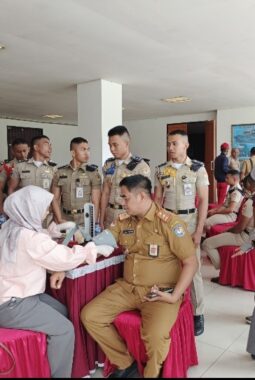 Ratusan Praja IPDN Sumbar Ikuti Donor Darah Dalam Peringati HDD Sedunia