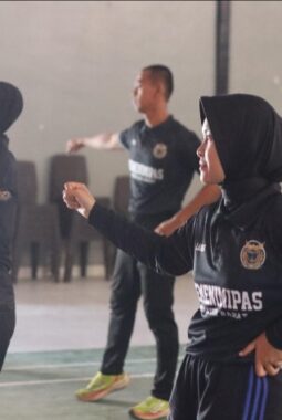 Dengan Semangat Sehat Pegawai Lapas Bukittinggi Gelar Senam Bersama