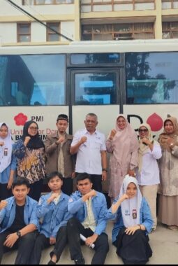 PMR SMA Negeri 1 Bukittinggi Gelar Kegiatan Donor Darah