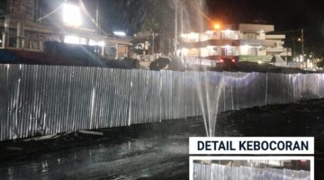 Pipa PDAM Bocor di Depan Kantor DPRD Bukittinggi, Semburan Air Basahi Badan Jalan